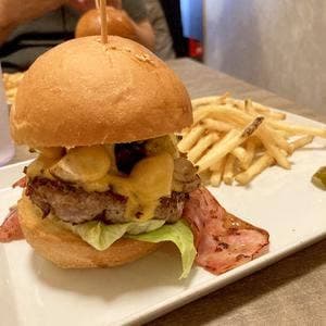 Burger's 入谷
