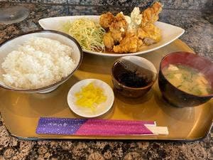 ダイニング舞