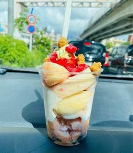 パティスリーモンクレア 那覇店