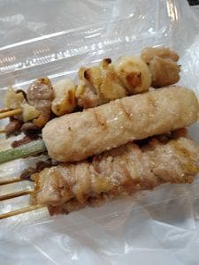 塩がうまい 持ち帰り焼き鳥 とり華
