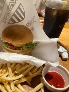 HAMBURG & STEAK WORKS AWAJISHIMA