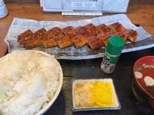 磯丸水産 桜木町駅前店