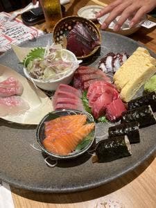 ムスブ田町 魚金