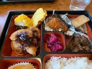 コーヒーとランチのゴジョウ