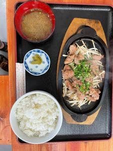 いかづち食堂