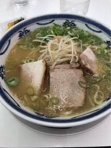 マルチョンラーメン 国分中央店