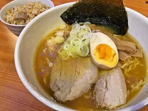 めん屋 ゆうえな