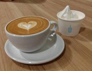 ブルーボトルコーヒー 神戸阪急カフェ