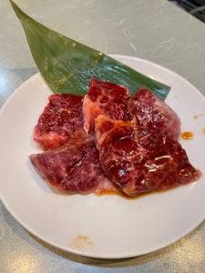 黒毛和牛焼肉 みかく屋