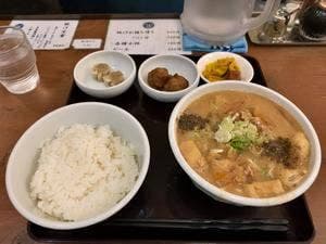 吉田とん汁店