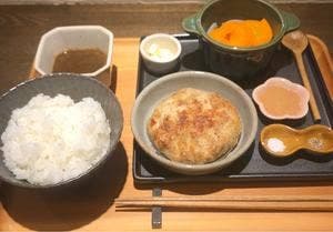 ブランチハンバーグ