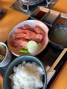 炭火焼肉 ジパング