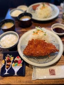 不二かつ 日向本店