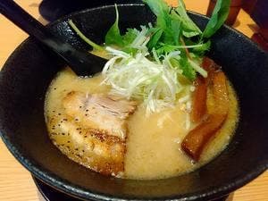 ラーメン 戸みら伊 横浜伊勢佐木町店