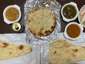 アジアンダイニング&バールンビニ