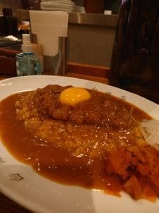 カレー専門店 白銀亭 本町駅店