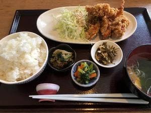 でんさく食堂