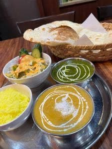 ミラン MILAN 下高井戸店