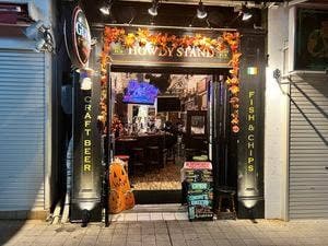 Irish pub Howdy Stand