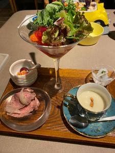 RESTAURANT MAMA.