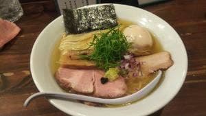 だれやめや