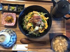 ごはん屋 さちまる