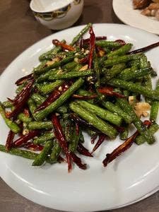 中華料理 逸品香