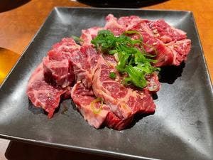 ホルモン焼肉 円蔵
