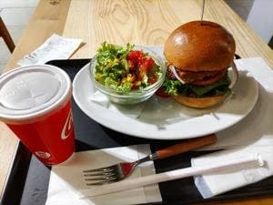 GRATE BURGER 盛岡バスセンター店