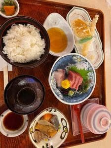 いけす鶴八 新栄店