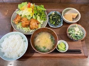 ごはん屋 お月さん