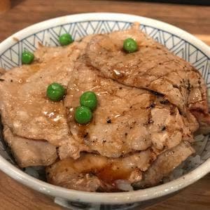 元祖豚丼屋 TONTON 四日市駅前店