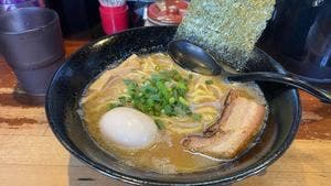 よじむ