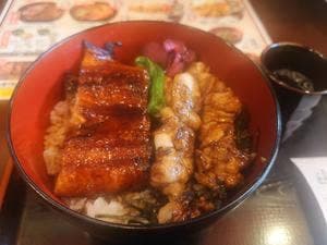 オオギヤと宇奈とと 岡山下中野店