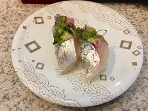 回転寿司 魚磯 富士店