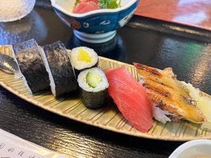 料理 すし 仕出し たつみや