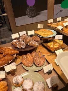 ⽩井屋 ザ・ベーカリー