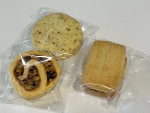 LOTUS SWEETS