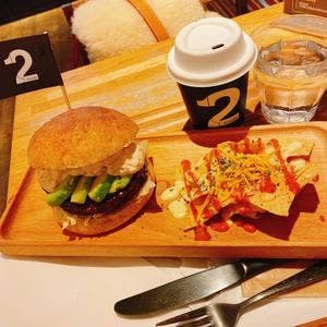 2foods ヤエチカ店