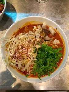 麺 やまらぁ
