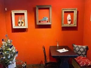明日屋靴店＋カフェ