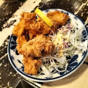 立ち飲みバル タッタシーテ