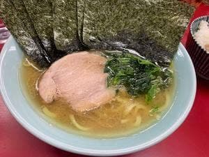横浜ラーメン 末広家