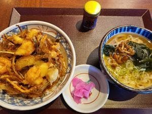 和食レストラン 万さく 砺波店