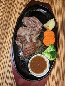 ステーキハウス かわら