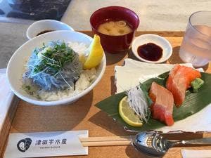 津田宇水産レストラン