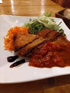 QUATTRO BAR M4. 一社店