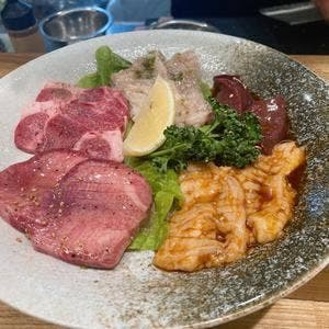 焼肉BEAST