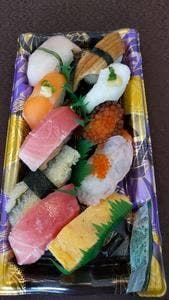 梅丘寿司の美登利 成城学園前駅店