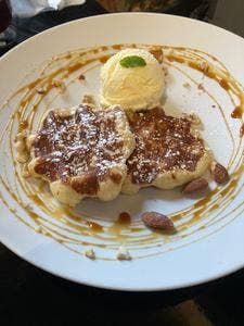 BAYSIDE CAFE